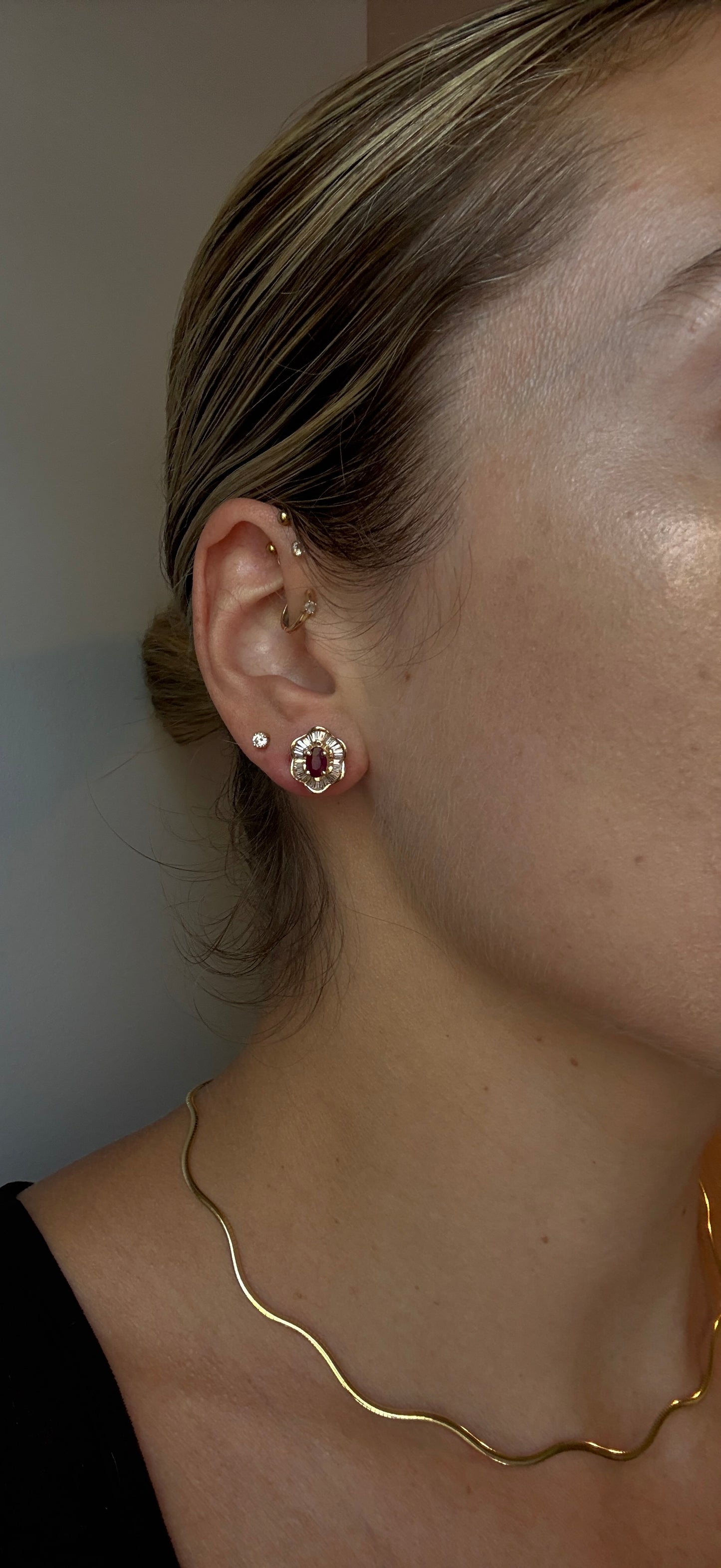 Les boucles d'oreilles Ballerine Rubis Rouge