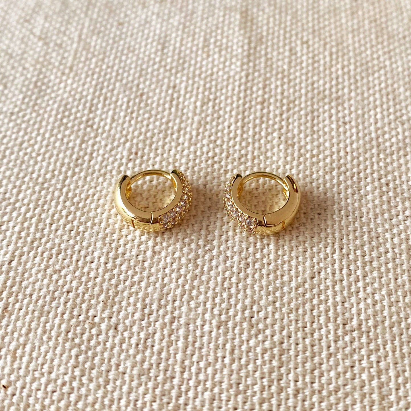 Mini créoles or rempli 18 carats avec zircones cubiques
