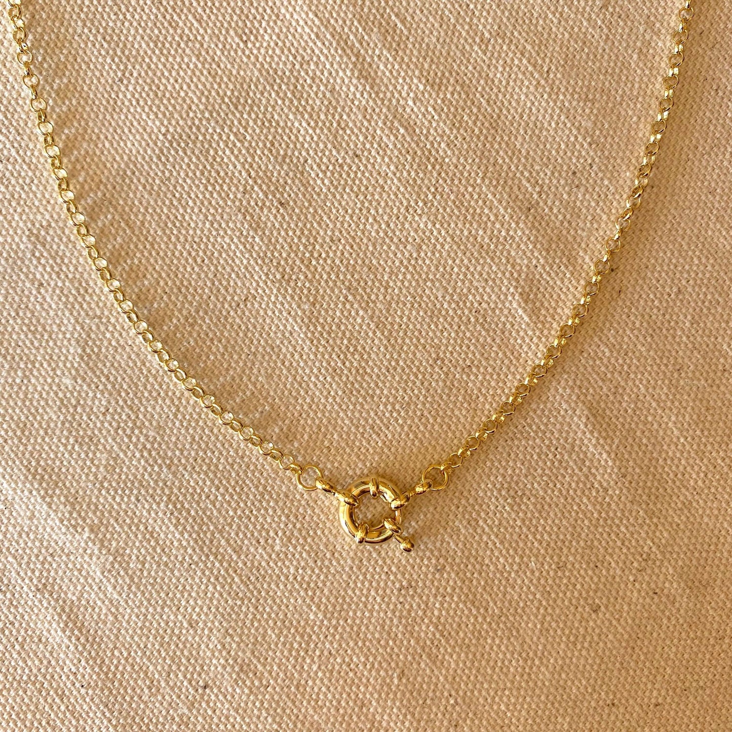 Collier chaîne Rolo avec fermoir avant en or rempli 18 carats