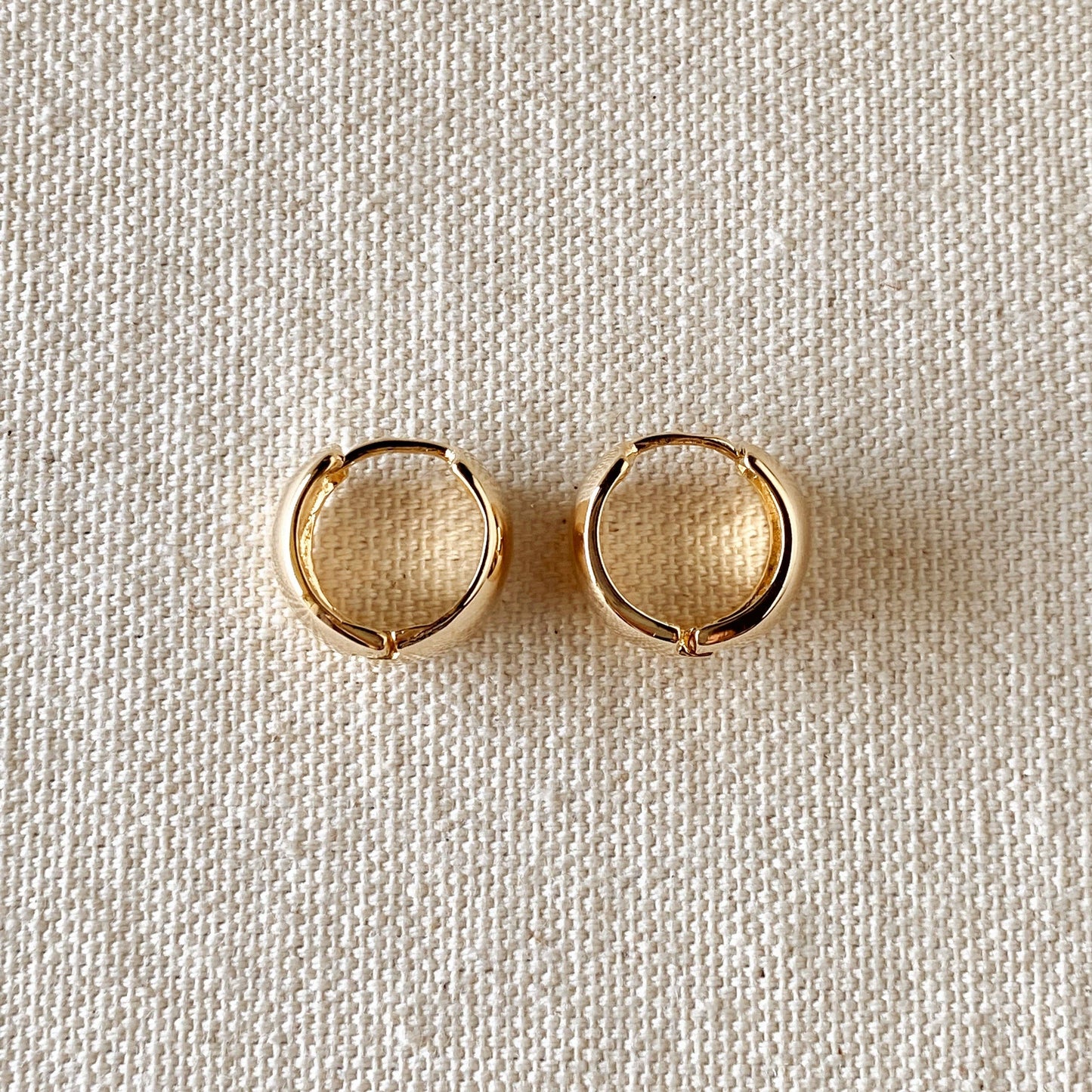 Boucles d'oreilles créoles épaisses en or 18 carats laminé